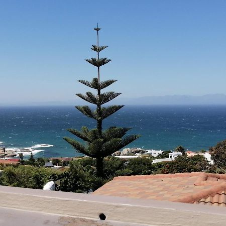 Apartamento Froggy At The Pond Simonʼs Town Exterior foto