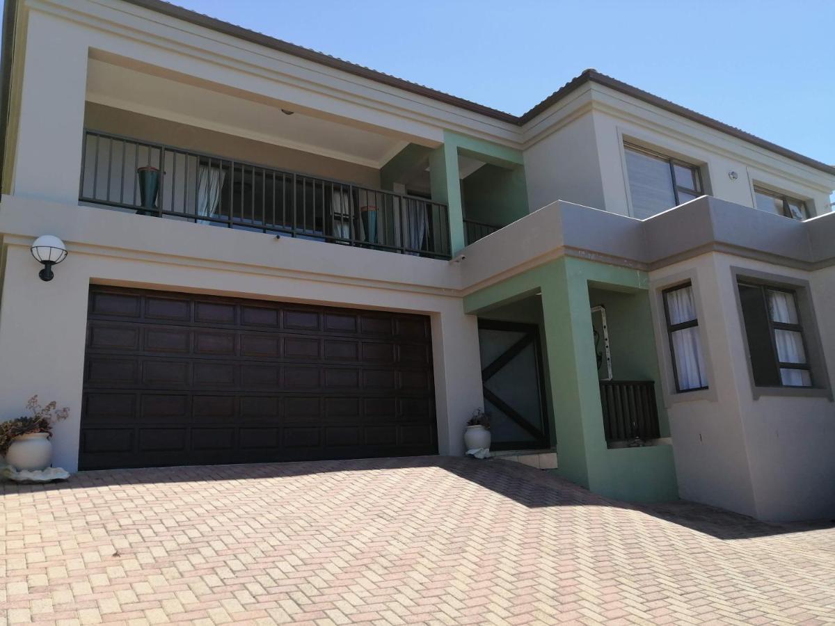 Apartamento Froggy At The Pond Simonʼs Town Exterior foto
